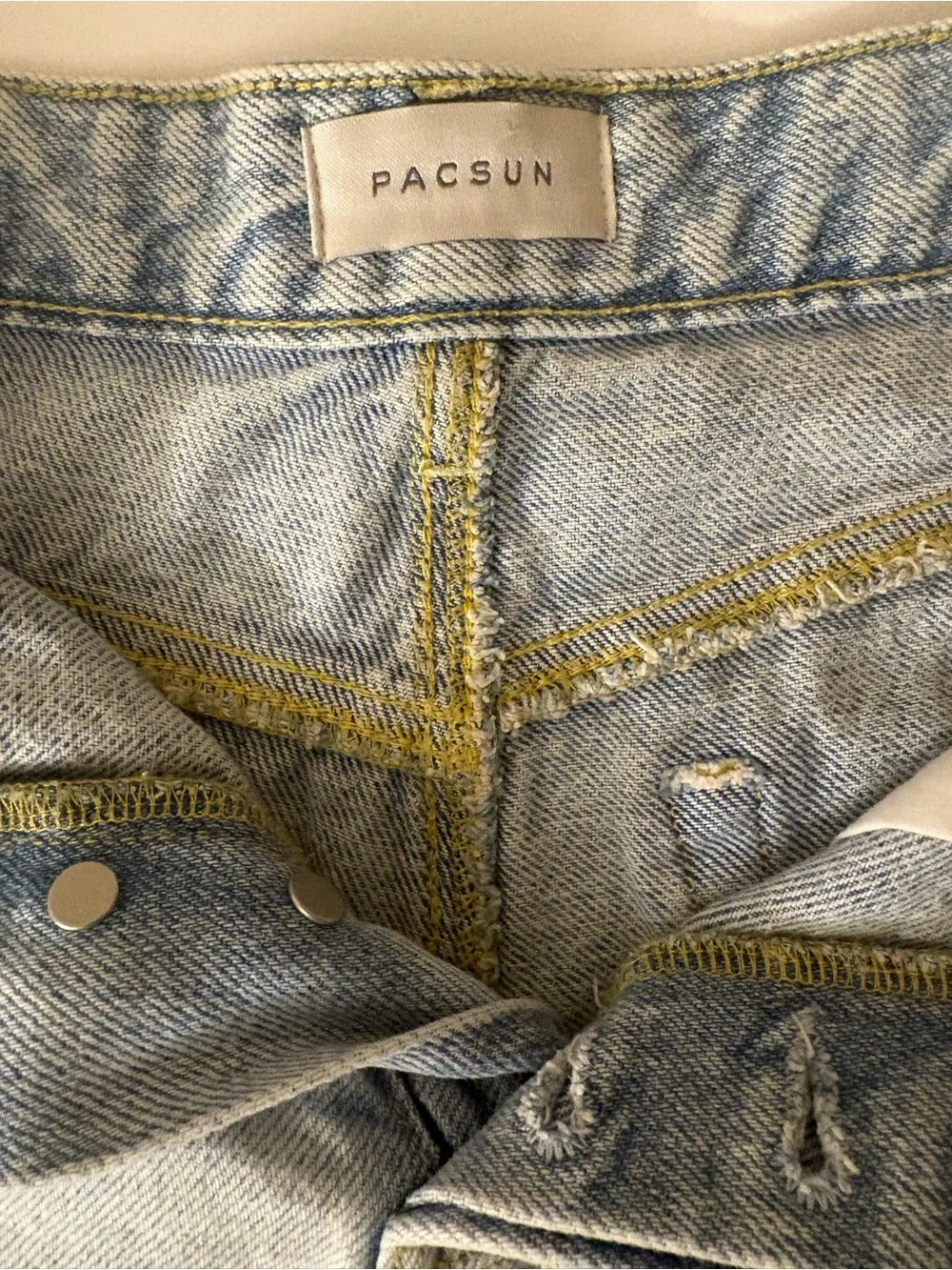 PacSun Women's High Rise Festival Light Wash Denim Cut Off Shorts 26 Button